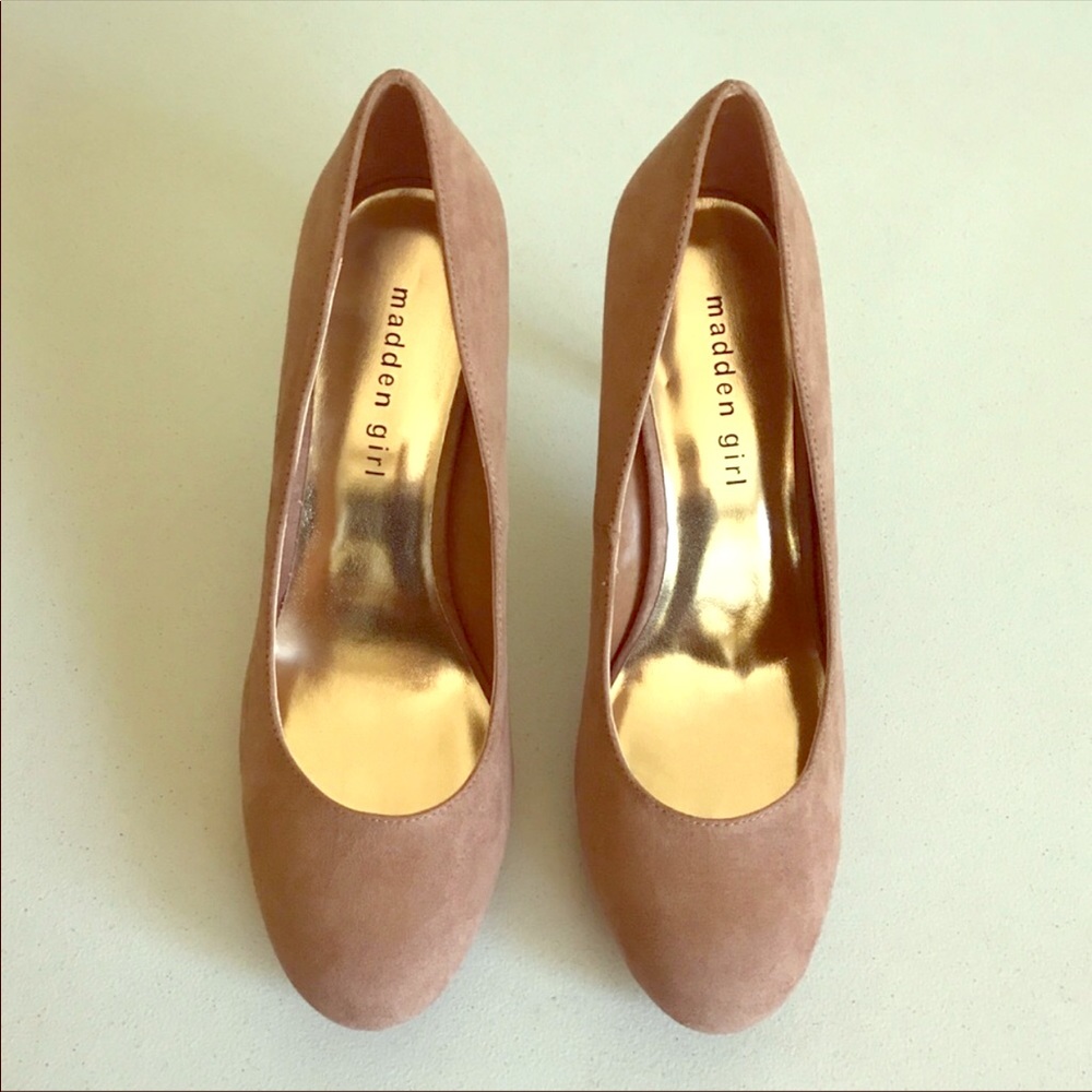 Madden Girl Dolce Suede pumps